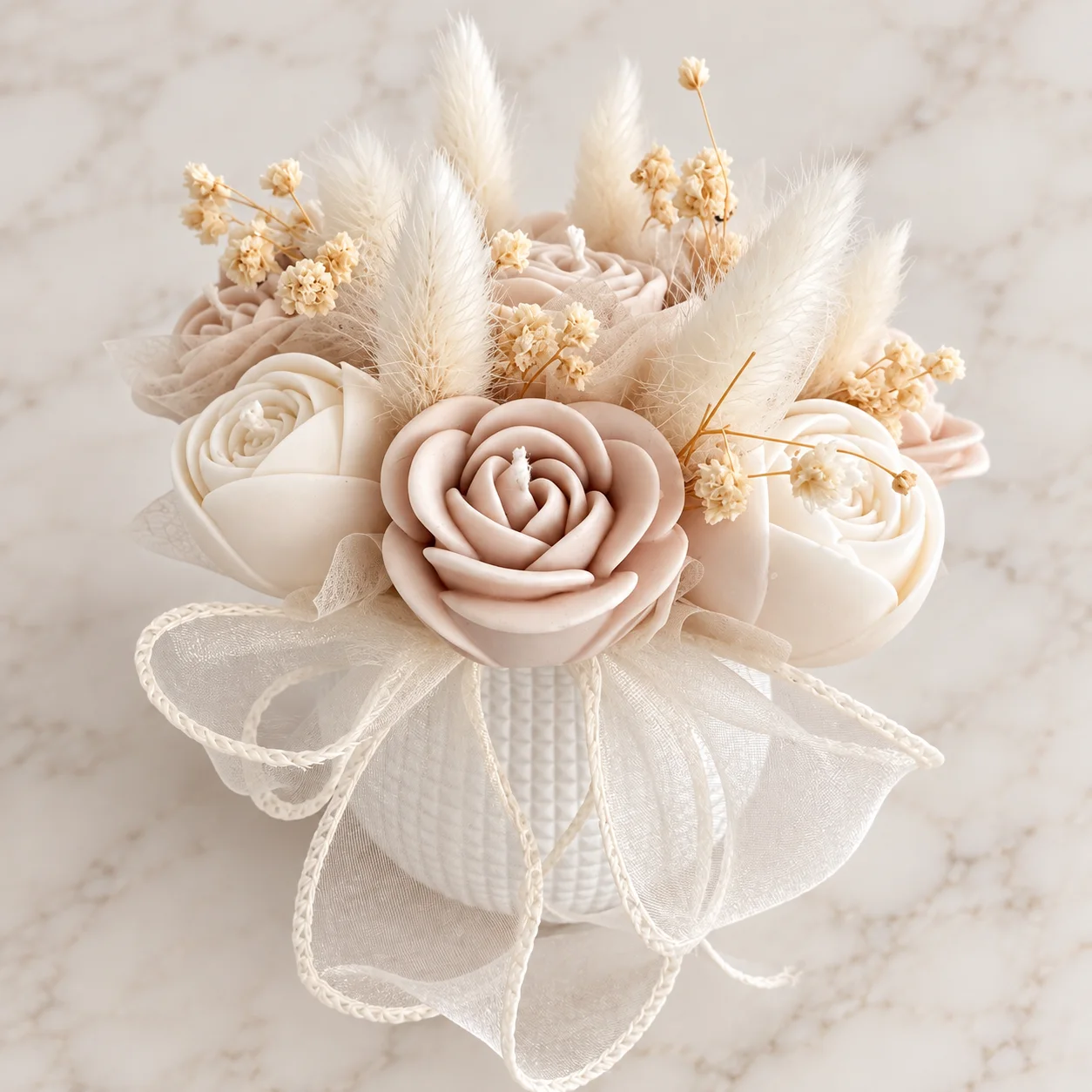 Bouquet de bougies en forme de roses crème et beige